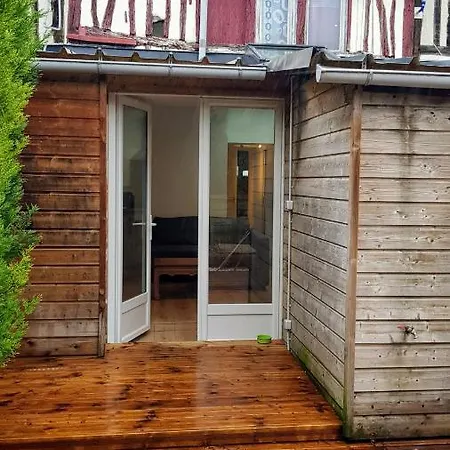 Fleuryterre - Grand 2 Pieces Avec Terrasse *